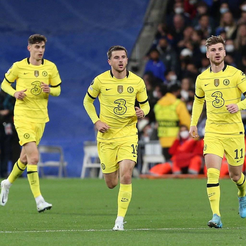 ayx阿扎伦卡连续三场比赛得分超过关键助攻，曼联挑战极限！的简单介绍