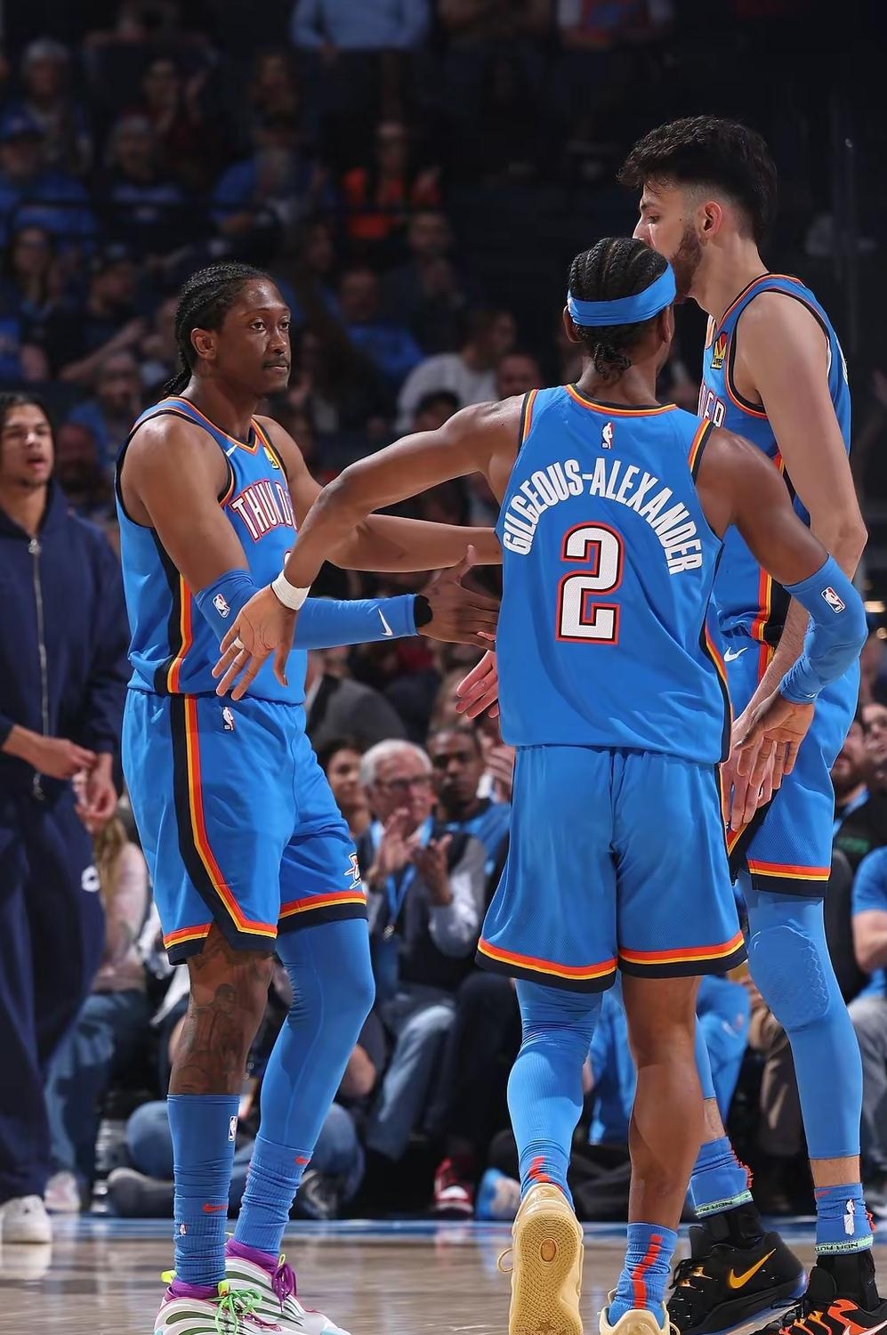 ayx关于俄克拉荷马雷霆赛前遗憾出局，志在NBA季后赛名次提升，更衣室稳定，资深球员宣示担当的信息